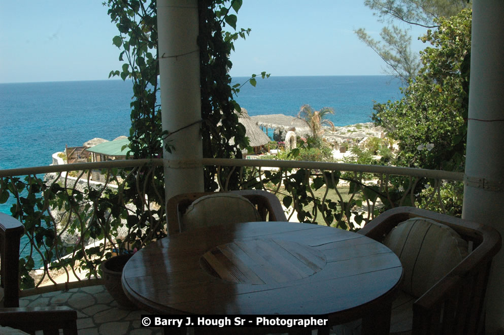 Catcha Fallen Star Resort Rises from the Destruction of Hurricane Ivan, West End, Negril, Westmoreland, Jamaica W.I. - Photographs by Net2Market.com - Barry J. Hough Sr. Photojournalist/Photograper - Photographs taken with a Nikon D70, D100, or D300 -  Negril Travel Guide, Negril Jamaica WI - http://www.negriltravelguide.com - info@negriltravelguide.com...!