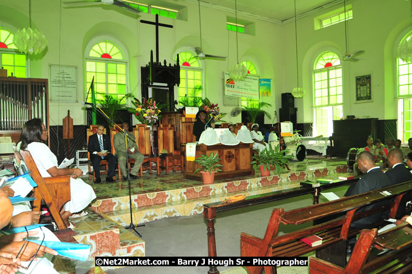 Lucea United Church - Unitied Church in Jamaica and Cayman Islands - Worship Service & Celebration of the Sacrament of Holy Communion - Special Guests: Hanover Homecoming Foundation & His excellency The Most Honourable Professor Sir Kenneth Hall Governor General of Jamaica - Sunday, August 3, 2008 - Hanover Homecoming Foundation LTD Jamaica - Wherever you roam ... Hanover bids you ... come HOME - Sunday, August 3 to Saturday, August 9, 2008 - Hanover Jamaica - Photographs by Net2Market.com - Barry J. Hough Sr. Photojournalist/Photograper - Photographs taken with a Nikon D300 - Negril Travel Guide, Negril Jamaica WI - http://www.negriltravelguide.com - info@negriltravelguide.com...!