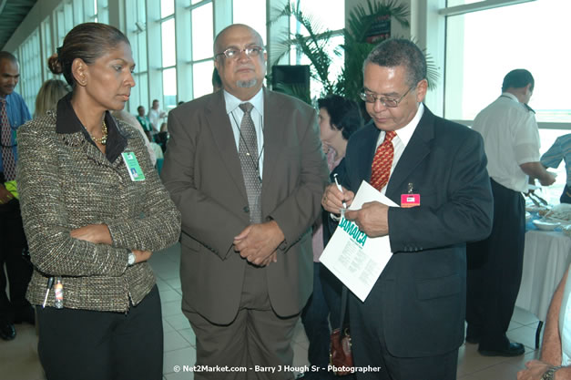 MBJ Airports Limited Welcomes WestJet Airlines - Inaugural Scheduled Service From Toronto Pearsons International Airport - Monday, December 10, 2007 - Sangster International Airport - MBJ Airports Limited, Montego Bay, Jamaica W.I. - Photographs by Net2Market.com - Barry J. Hough Sr, Photographer - Negril Travel Guide, Negril Jamaica WI - http://www.negriltravelguide.com - info@negriltravelguide.com...!