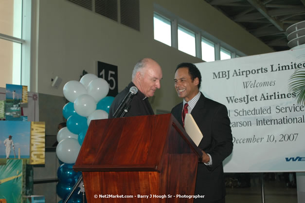 MBJ Airports Limited Welcomes WestJet Airlines - Inaugural Scheduled Service From Toronto Pearsons International Airport - Monday, December 10, 2007 - Sangster International Airport - MBJ Airports Limited, Montego Bay, Jamaica W.I. - Photographs by Net2Market.com - Barry J. Hough Sr, Photographer - Negril Travel Guide, Negril Jamaica WI - http://www.negriltravelguide.com - info@negriltravelguide.com...!