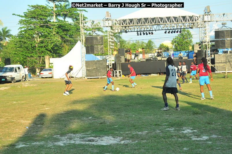 Marley Magic Traffic Jam - Celebrity Football @ Spring Break - Saturday, March 21, 2009 - Also Featuring: Kelley, Capleton, Junior Reid, Spragga Benz, Wayne Marshall, Munga, Romaine Virgo,Embee, Bango Herman, Flava K, Whisky Baggio, Andrew and Wadda Blood, Black Am I, Packa, Venue at Waz Beach, Norman Manley Boulevard, Negril Westmoreland, Jamaica - Saturday, March 21, 2009 - Photographs by Net2Market.com - Barry J. Hough Sr, Photographer/Photojournalist - Negril Travel Guide, Negril Jamaica WI - http://www.negriltravelguide.com - info@negriltravelguide.com...!