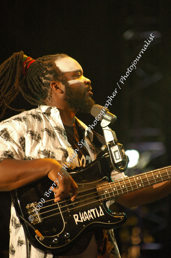 Rhaatid @ Reggae Sumfest 2009 - International Night 2 - Reggae Sumfest 2009,Catherine Hall, Montego Bay, St. James, Jamaica W.I. - Saturday, July 25, 2009 - Reggae Sumfest 2009, July 19 - 25, 2009 - Photographs by Net2Market.com - Barry J. Hough Sr. Photojournalist/Photograper - Photographs taken with a Nikon D70, D100, or D300 - Negril Travel Guide, Negril Jamaica WI - http://www.negriltravelguide.com - info@negriltravelguide.com...!