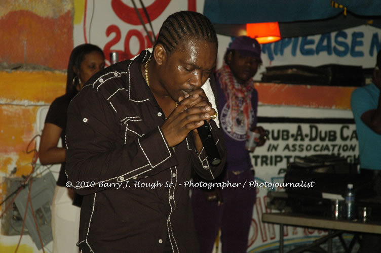 Busy Signal & Kip Rich- Also featuring: Mona Lisa and Crystal Axe @ Striptease Night Club, Scrub-A-Dub Car Wash, , Whitehall, Negril, Westmoreland, Jamaica W.I. - Photographs by Net2Market.com - Barry J. Hough Sr, Photographer/Photojournalist - The Negril Travel Guide - Negril's and Jamaica's Number One Concert Photography Web Site with over 40,000 Jamaican Concert photographs Published -  Negril Travel Guide, Negril Jamaica WI - http://www.negriltravelguide.com - info@negriltravelguide.com...!