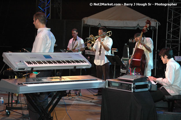 Antonio Saxton - Air Jamaica Jazz & Blues Festival 2007 - The Art of Music -  Thursday, January 25th - 10th Anniversary - Air Jamaica Jazz & Blues Festival 2007 - The Art of Music - Tuesday, January 23 - Saturday, January 27, 2007, The Aqueduct on Rose Hall, Montego Bay, Jamaica - Negril Travel Guide, Negril Jamaica WI - http://www.negriltravelguide.com - info@negriltravelguide.com...!