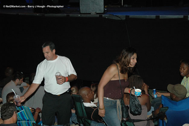 Audience & Venue - Air Jamaica Jazz & Blues Festival 2007 - The Art of Music - Thursday, January 26th - 10th Anniversary - The Aqueduct on Rose Hall - Air Jamaica Jazz & Blues Festival 2007 - The Art of Music - Tuesday, January 23 - Saturday, January 27, 2007, The Aqueduct on Rose Hall, Montego Bay, Jamaica - Negril Travel Guide, Negril Jamaica WI - http://www.negriltravelguide.com - info@negriltravelguide.com...!