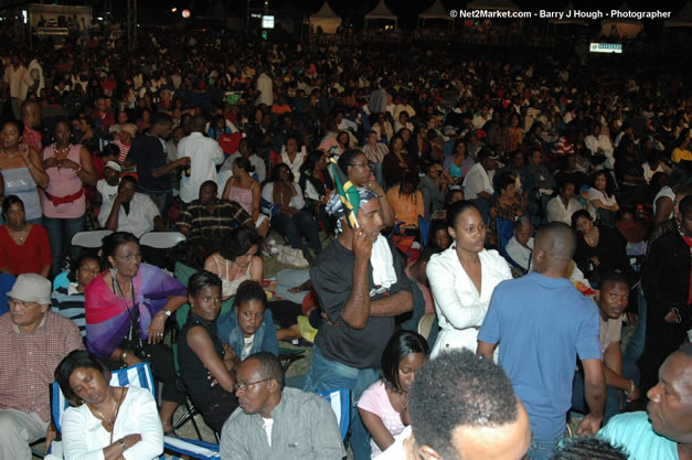 Audience & Venue - Air Jamaica Jazz & Blues Festival 2007 - The Art of Music - Thursday, January 26th - 10th Anniversary - The Aqueduct on Rose Hall - Air Jamaica Jazz & Blues Festival 2007 - The Art of Music - Tuesday, January 23 - Saturday, January 27, 2007, The Aqueduct on Rose Hall, Montego Bay, Jamaica - Negril Travel Guide, Negril Jamaica WI - http://www.negriltravelguide.com - info@negriltravelguide.com...!