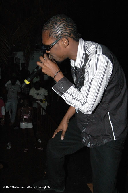 Elephant Man - TOK - Turbulence - General B - Wayne Marshall & many more - TEMPTATION LIVE - SUMMER SHOTS @ WAVZ - Appleton ATI 2005 Negril - Sunday,  July 31, 2005 - Sponsored by: Appleton Adult Entertainment - Negril Travel Guide, Negril Jamaica WI - http://www.negriltravelguide.com - info@negriltravelguide.com...!