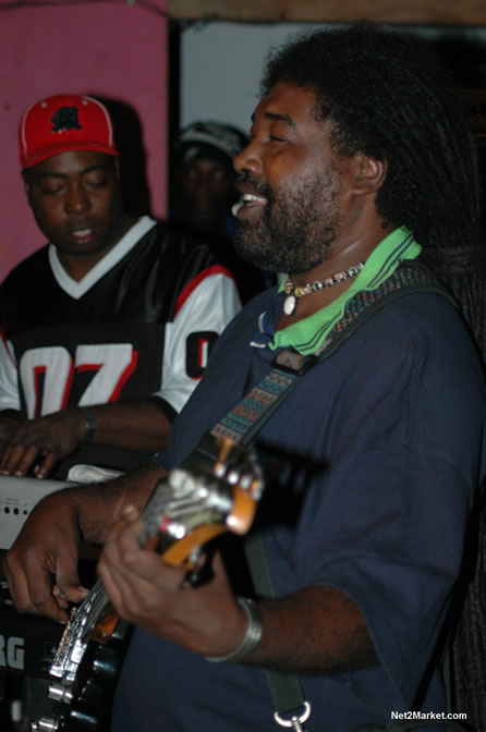 Live in Concert - Sugar Minott - Bobby Dread - Swallow - backed by the Indika Band - Boubon Beach Restaurant, Beach Bar & Oceanfront Accommodations - Negril Travel Guide, Negril Jamaica WI - http://www.negriltravelguide.com - info@negriltravelguide.com...!