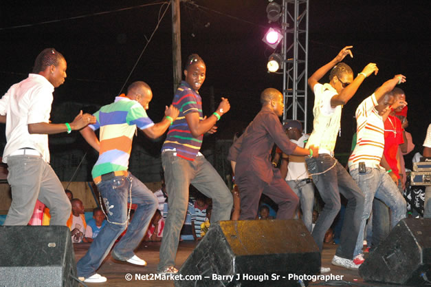 Cross De Harbour @ Lucea Car Park presented by Linkz Entertainment in association with Lucea Chamber of Commerce - Featuring Freddy Mc Gregor, Iley Dread, Mr. Vegas, Lt. Elmo, Champagne, Merital, CC, Brillant, TQ, Mad Dog, Chumps - Lucea, Hanover, Jamaica - Negril Travel Guide.com, Negril Jamaica WI - http://www.negriltravelguide.com - info@negriltravelguide.com...!