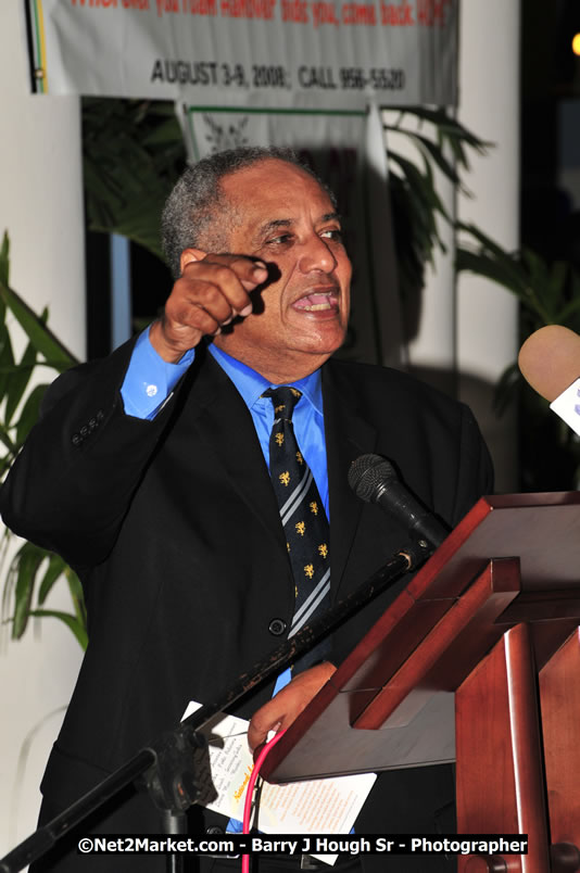 Bird of Paradise Awards & Gala @ Grand Palladium Resort & Spa [Fiesta] - Saturday, August 9, 2008 - Guest Honouree The Most Honourable P.J. Patterson ON, PC, QC - Hanover Homecoming Foundation LTD Jamaica - Wherever you roam ... Hanover bids you ... come HOME - Sunday, August 3 to Saturday, August 9, 2008 - Hanover Jamaica - Photographs by Net2Market.com - Barry J. Hough Sr. Photojournalist/Photograper - Photographs taken with a Nikon D300 - Negril Travel Guide, Negril Jamaica WI - http://www.negriltravelguide.com - info@negriltravelguide.com...!