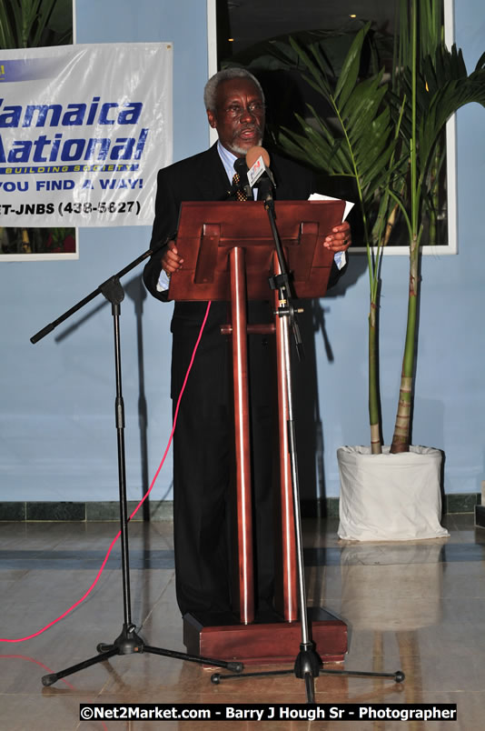 Bird of Paradise Awards & Gala @ Grand Palladium Resort & Spa [Fiesta] - Saturday, August 9, 2008 - Guest Honouree The Most Honourable P.J. Patterson ON, PC, QC - Hanover Homecoming Foundation LTD Jamaica - Wherever you roam ... Hanover bids you ... come HOME - Sunday, August 3 to Saturday, August 9, 2008 - Hanover Jamaica - Photographs by Net2Market.com - Barry J. Hough Sr. Photojournalist/Photograper - Photographs taken with a Nikon D300 - Negril Travel Guide, Negril Jamaica WI - http://www.negriltravelguide.com - info@negriltravelguide.com...!