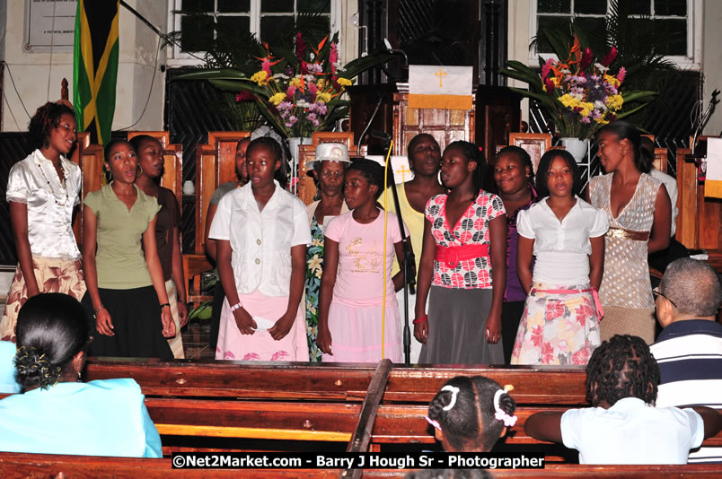 Lucea United Church - Unitied Church in Jamaica and Cayman Islands - Worship Service & Celebration of the Sacrament of Holy Communion - Special Guests: Hanover Homecoming Foundation & His excellency The Most Honourable Professor Sir Kenneth Hall Governor General of Jamaica - Sunday, August 3, 2008 - Hanover Homecoming Foundation LTD Jamaica - Wherever you roam ... Hanover bids you ... come HOME - Sunday, August 3 to Saturday, August 9, 2008 - Hanover Jamaica - Photographs by Net2Market.com - Barry J. Hough Sr. Photojournalist/Photograper - Photographs taken with a Nikon D300 - Negril Travel Guide, Negril Jamaica WI - http://www.negriltravelguide.com - info@negriltravelguide.com...!