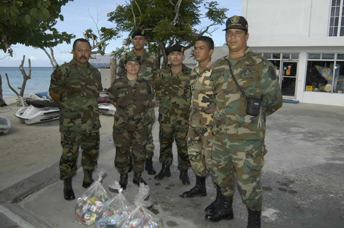 Hurricane Ivan Aid - "People Helping People" spearheaded by - Negril Travel Guide, Negril Jamaica WI - http://www.negriltravelguide.com - info@negriltravelguide.com...!