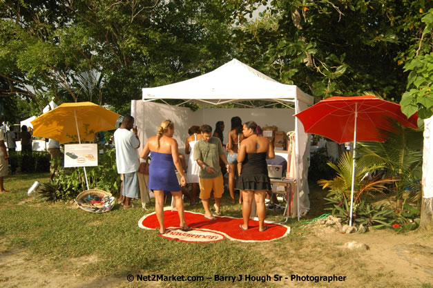 Hybrid Go Ultra - Independence Negril 2K7 - A Barefoot Beach Party @ The Hybrid Beach Cove aka Half Moon Beach Club, Sunday, August 5, 2007, Half Moon Beach, Hanover Parish, Jamaica - Negril Travel Guide.com, Negril Jamaica WI - http://www.negriltravelguide.com - info@negriltravelguide.com...!