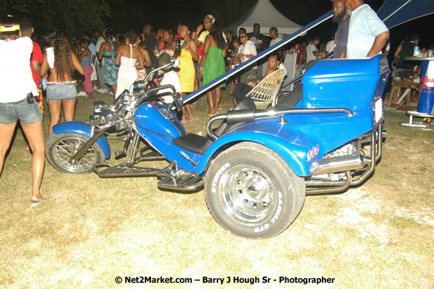 Hybrid Go Ultra - Independence Negril 2K7 - A Barefoot Beach Party @ The Hybrid Beach Cove aka Half Moon Beach Club, Sunday, August 5, 2007, Half Moon Beach, Hanover Parish, Jamaica - Negril Travel Guide.com, Negril Jamaica WI - http://www.negriltravelguide.com - info@negriltravelguide.com...!