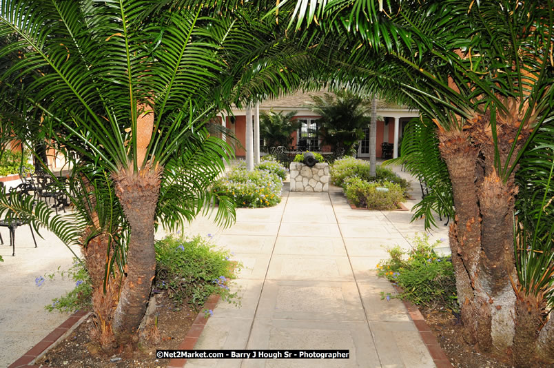 Rose Hall Resort & Golf Club / Cinnamon Hill Golf Course - IAGTO SuperFam Golf - Thursday, June 26, 2008 - Jamaica Welcome IAGTO SuperFam - Sponsored by the Jamaica Tourist Board, Half Moon, Rose Hall Resort & Country Club/Cinnamon Hill Golf Course, The Rose Hall Golf Association, Scandal Resort Golf Club, The Tryall Club, The Ritz-Carlton Golf & Spa Resort/White Witch, Jamaica Tours Ltd, Air Jamaica - June 24 - July 1, 2008 - If golf is your passion, Welcome to the Promised Land - Negril Travel Guide, Negril Jamaica WI - http://www.negriltravelguide.com - info@negriltravelguide.com...!