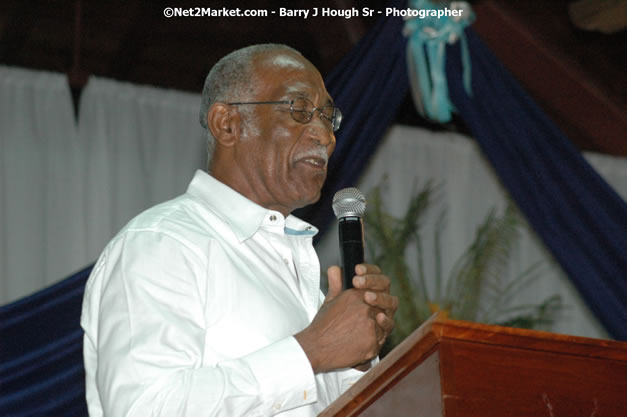 JUTA Tours Negril Chapter Annual Meeting - Clive Gordon Re-Elected as President, May 30, 2007, Negril Hills Golf Course, Sheffield, Westmoreland, Jamaica, W.I.  - Photographs by Net2Market.com - Negril Travel Guide, Negril Jamaica WI - http://www.negriltravelguide.com - info@negriltravelguide.com...!