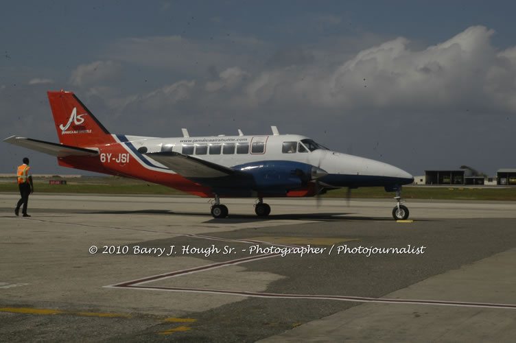 Jamaica Air Shuttle Launch @ MBJ Airports Limited, Wednesday, January 20, 2010, Sangster International Airport, Montego Bay, St. James, Jamaica W.I. - Photographs by Net2Market.com - Barry J. Hough Sr, Photographer/Photojournalist - The Negril Travel Guide - Negril's and Jamaica's Number One Concert Photography Web Site with over 40,000 Jamaican Concert photographs Published -  Negril Travel Guide, Negril Jamaica WI - http://www.negriltravelguide.com - info@negriltravelguide.com...!