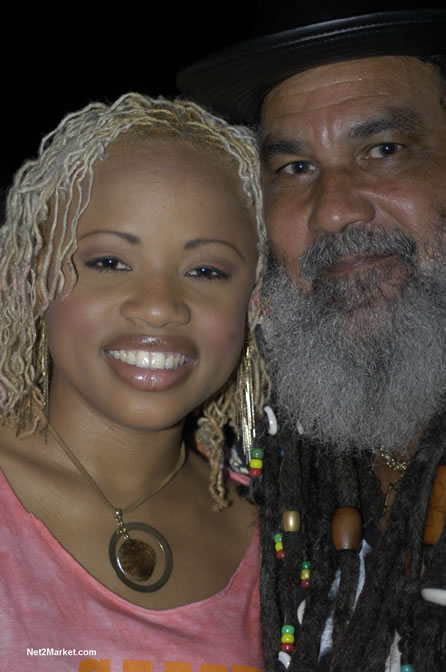 Jazz & Blues Goers - Air Jamaica Jazz & Blues 2005 - The Art Of Music - Cinnamon Hill Golf Course, Rose Hall, Montego Bay - Negril Travel Guide, Negril Jamaica WI - http://www.negriltravelguide.com - info@negriltravelguide.com...!