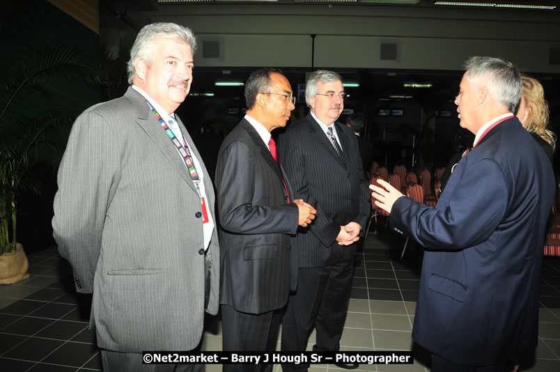 The Unveiling Of The Commemorative Plaque By The Honourable Prime Minister, Orette Bruce Golding, MP, And Their Majesties, King Juan Carlos I And Queen Sofia Of Spain - On Wednesday, February 18, 2009, Marking The Completion Of The Expansion Of Sangster International Airport, Venue at Sangster International Airport, Montego Bay, St James, Jamaica - Wednesday, February 18, 2009 - Photographs by Net2Market.com - Barry J. Hough Sr, Photographer/Photojournalist - Negril Travel Guide, Negril Jamaica WI - http://www.negriltravelguide.com - info@negriltravelguide.com...!