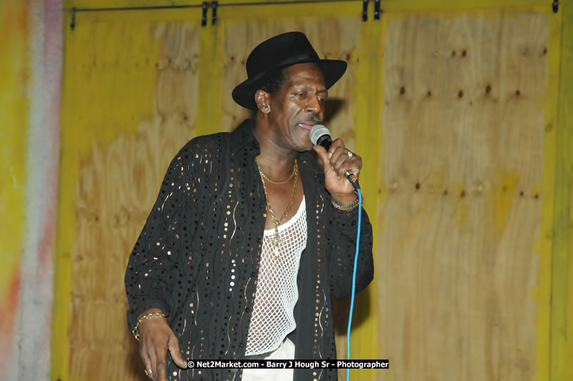 Leroy Sibbles and Gregory Isaacs at Bourbon Beach - Monday, February 11, 2008 - Bourbon Beach, Norman Manley Boulevard, Negril, Westmoreland, Jamaica W.I. - Photographs by Net2Market.com - Barry J. Hough Sr, Photographer - Negril Travel Guide, Negril Jamaica WI - http://www.negriltravelguide.com - info@negriltravelguide.com...!