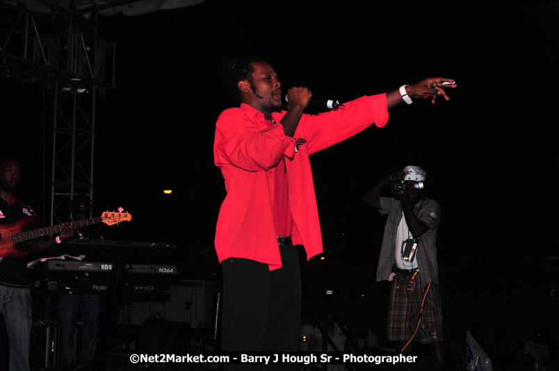 Lucea Cross the Harbour @ Lucea Car Park - All Day Event - Cross the Harbour Swim, Boat Rides, and Entertainment for the Family - Concert Featuring: Bushman, George Nooksl, Little Hero, Bushi One String, Dog Rice and many local Artists - Friday, August 1, 2008 - Lucea, Hanover Jamaica - Photographs by Net2Market.com - Barry J. Hough Sr. Photojournalist/Photograper - Photographs taken with a Nikon D300 - Negril Travel Guide, Negril Jamaica WI - http://www.negriltravelguide.com - info@negriltravelguide.com...!