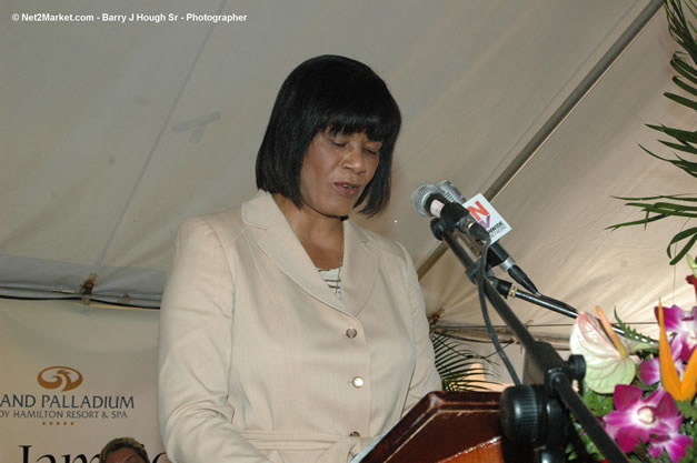 Palladium Hotels & Resorts - Groundbreaking of the 1600-Room Grand Palladium Lady Hamilton Resort & Spa and the Grand Palludium Jamaica Resort & Spa - Special Address: The Most Honorable Portia Simpson-Miller, O.N., M.P., Prime Minister of Jamaica - The Point, Lucea, Hanover, Saturday, November 11, 2006 @ 2:00 pm - Negril Travel Guide, Negril Jamaica WI - http://www.negriltravelguide.com - info@negriltravelguide.com...!