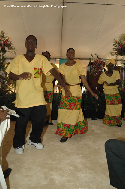 Palladium Hotels & Resorts - Groundbreaking of the 1600-Room Grand Palladium Lady Hamilton Resort & Spa and the Grand Palludium Jamaica Resort & Spa - Special Address: The Most Honorable Portia Simpson-Miller, O.N., M.P., Prime Minister of Jamaica - The Point, Lucea, Hanover, Saturday, November 11, 2006 @ 2:00 pm - Negril Travel Guide, Negril Jamaica WI - http://www.negriltravelguide.com - info@negriltravelguide.com...!