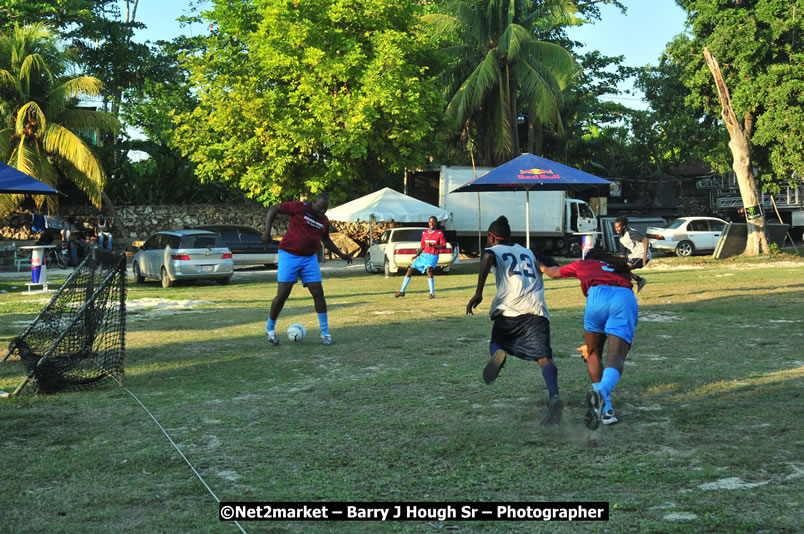 Marley Magic Traffic Jam - Celebrity Football @ Spring Break - Saturday, March 21, 2009 - Also Featuring: Kelley, Capleton, Junior Reid, Spragga Benz, Wayne Marshall, Munga, Romaine Virgo,Embee, Bango Herman, Flava K, Whisky Baggio, Andrew and Wadda Blood, Black Am I, Packa, Venue at Waz Beach, Norman Manley Boulevard, Negril Westmoreland, Jamaica - Saturday, March 21, 2009 - Photographs by Net2Market.com - Barry J. Hough Sr, Photographer/Photojournalist - Negril Travel Guide, Negril Jamaica WI - http://www.negriltravelguide.com - info@negriltravelguide.com...!