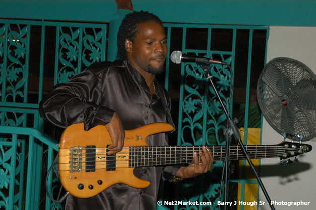 Negril Chamber of Commerce - 24th Anniversary Dinner Photos - Saturday, April 21, 2007 - Negril Hills Country Club, Sheffield, Westmoreland, Jamaica W.I. - Negril Travel Guide, Negril Jamaica WI - http://www.negriltravelguide.com - info@negriltravelguide.com...!