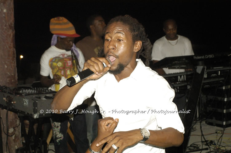 JAH Cure - Live In Concert @ Negril Escape Resort and Spa, December 15, 2009, One Love Drive, West End, Negril, Westmoreland, Jamaica W.I. - Photographs by Net2Market.com - Barry J. Hough Sr, Photographer/Photojournalist - Negril Travel Guide, Negril Jamaica WI - http://www.negriltravelguide.com - info@negriltravelguide.com...!