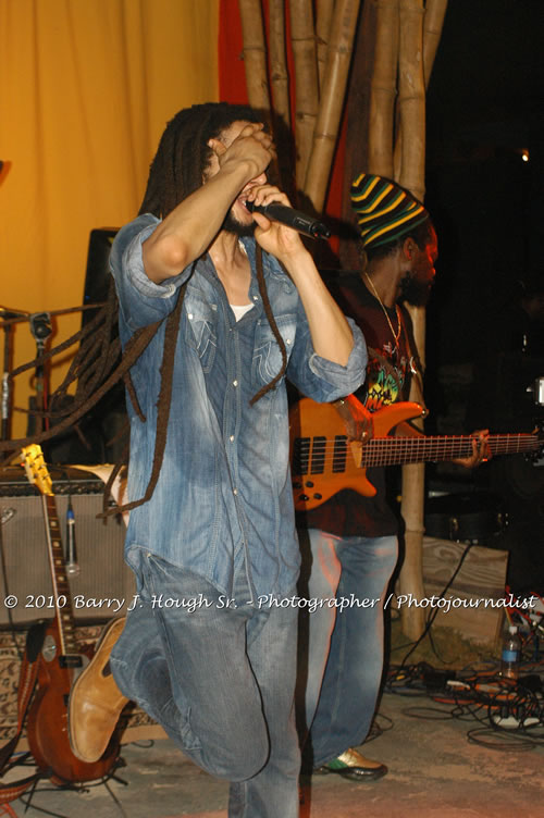 Julian Marley - Grammy Nominee & Son of the Legend Bob Marley - Live in Concert - Also featuring Ras Noble, Power Drill, Iron Head, & Robin Banks - Backing Band Roots Warrior, plus DJ Gemini @ One Love Reggae Concerts Series 09/10 @ Negril Escape Resort & Spa, February 2, 2010, One Love Drive, West End, Negril, Westmoreland, Jamaica W.I. - Photographs by Net2Market.com - Barry J. Hough Sr, Photographer/Photojournalist - The Negril Travel Guide - Negril's and Jamaica's Number One Concert Photography Web Site with over 40,000 Jamaican Concert photographs Published -  Negril Travel Guide, Negril Jamaica WI - http://www.negriltravelguide.com - info@negriltravelguide.com...!