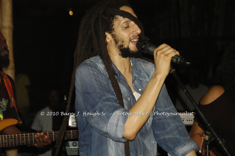 Julian Marley - Grammy Nominee & Son of the Legend Bob Marley - Live in Concert - Also featuring Ras Noble, Power Drill, Iron Head, & Robin Banks - Backing Band Roots Warrior, plus DJ Gemini @ One Love Reggae Concerts Series 09/10 @ Negril Escape Resort & Spa, February 2, 2010, One Love Drive, West End, Negril, Westmoreland, Jamaica W.I. - Photographs by Net2Market.com - Barry J. Hough Sr, Photographer/Photojournalist - The Negril Travel Guide - Negril's and Jamaica's Number One Concert Photography Web Site with over 40,000 Jamaican Concert photographs Published -  Negril Travel Guide, Negril Jamaica WI - http://www.negriltravelguide.com - info@negriltravelguide.com...!