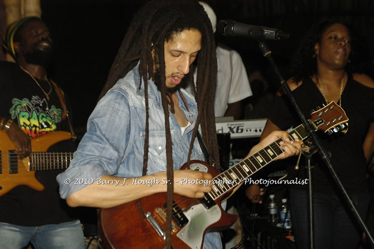 Julian Marley - Grammy Nominee & Son of the Legend Bob Marley - Live in Concert - Also featuring Ras Noble, Power Drill, Iron Head, & Robin Banks - Backing Band Roots Warrior, plus DJ Gemini @ One Love Reggae Concerts Series 09/10 @ Negril Escape Resort & Spa, February 2, 2010, One Love Drive, West End, Negril, Westmoreland, Jamaica W.I. - Photographs by Net2Market.com - Barry J. Hough Sr, Photographer/Photojournalist - The Negril Travel Guide - Negril's and Jamaica's Number One Concert Photography Web Site with over 40,000 Jamaican Concert photographs Published -  Negril Travel Guide, Negril Jamaica WI - http://www.negriltravelguide.com - info@negriltravelguide.com...!