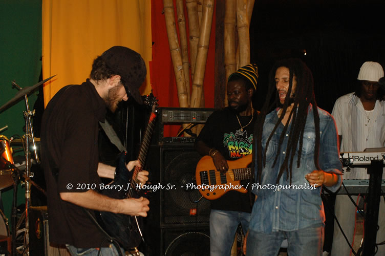 Julian Marley - Grammy Nominee & Son of the Legend Bob Marley - Live in Concert - Also featuring Ras Noble, Power Drill, Iron Head, & Robin Banks - Backing Band Roots Warrior, plus DJ Gemini @ One Love Reggae Concerts Series 09/10 @ Negril Escape Resort & Spa, February 2, 2010, One Love Drive, West End, Negril, Westmoreland, Jamaica W.I. - Photographs by Net2Market.com - Barry J. Hough Sr, Photographer/Photojournalist - The Negril Travel Guide - Negril's and Jamaica's Number One Concert Photography Web Site with over 40,000 Jamaican Concert photographs Published -  Negril Travel Guide, Negril Jamaica WI - http://www.negriltravelguide.com - info@negriltravelguide.com...!