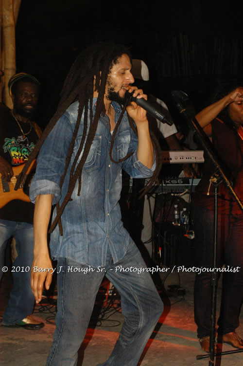 Julian Marley - Grammy Nominee & Son of the Legend Bob Marley - Live in Concert - Also featuring Ras Noble, Power Drill, Iron Head, & Robin Banks - Backing Band Roots Warrior, plus DJ Gemini @ One Love Reggae Concerts Series 09/10 @ Negril Escape Resort & Spa, February 2, 2010, One Love Drive, West End, Negril, Westmoreland, Jamaica W.I. - Photographs by Net2Market.com - Barry J. Hough Sr, Photographer/Photojournalist - The Negril Travel Guide - Negril's and Jamaica's Number One Concert Photography Web Site with over 40,000 Jamaican Concert photographs Published -  Negril Travel Guide, Negril Jamaica WI - http://www.negriltravelguide.com - info@negriltravelguide.com...!