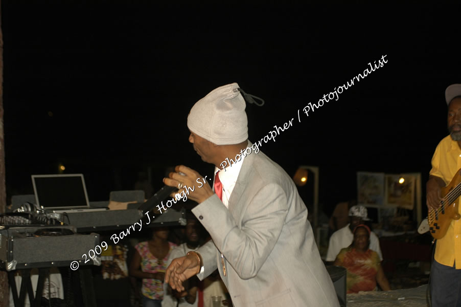  Sanchez - Live in Concert - at the One Love Reggae Concert Series 09/10 @ Negril Escape Resort & Spa - Also Featuring: Timmi Burrell and Justice Merchant- Backing Band Roots Warrior - DJ Gemini - MC Oliver Cargill, Negril Escape Resort & Spa, One Love Drive, West End, Negril, Westmoreland, Jamaica W.I. - Tuesday, November 24, 2009 - Photographs by Net2Market.com - Barry J. Hough Sr, Photographer / Photojournalist - Photos taken with a Nikon D70, D100, or D300 - Negril Travel Guide, Negril Jamaica WI - http://www.negriltravelguide.com - info@negriltravelguide.com...!