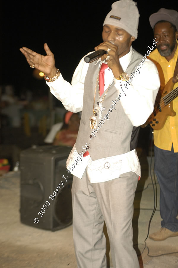  Sanchez - Live in Concert - at the One Love Reggae Concert Series 09/10 @ Negril Escape Resort & Spa - Also Featuring: Timmi Burrell and Justice Merchant- Backing Band Roots Warrior - DJ Gemini - MC Oliver Cargill, Negril Escape Resort & Spa, One Love Drive, West End, Negril, Westmoreland, Jamaica W.I. - Tuesday, November 24, 2009 - Photographs by Net2Market.com - Barry J. Hough Sr, Photographer / Photojournalist - Photos taken with a Nikon D70, D100, or D300 - Negril Travel Guide, Negril Jamaica WI - http://www.negriltravelguide.com - info@negriltravelguide.com...!