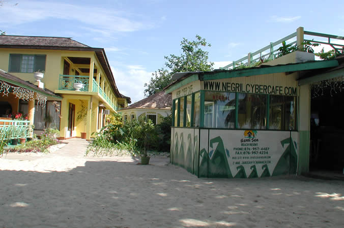 A Photo Walk along Negril's Famous Seven Mile Beach - Negril Travel Guide, Negril Jamaica WI - http://www.negriltravelguide.com - info@negriltravelguide.com...!