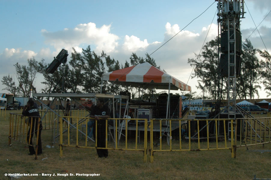 Tru Juice Rebel Salute 2006 - Reggae's Premiere Roots Festival - Pre-Show Venue Photos -Port Kaiser Sports Club, Saturday, January 14, 2006 - Negril Travel Guide, Negril Jamaica WI - http://www.negriltravelguide.com - info@negriltravelguide.com...!