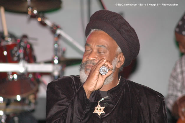 The Abyssinians @ Tru-Juice Rebel Salute 2007 - Saturday, January 13, 2007, Port Kaiser Sports Club, St. Elizabeth - Negril Travel Guide, Negril Jamaica WI - http://www.negriltravelguide.com - info@negriltravelguide.com...!