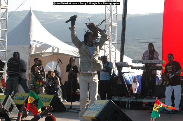 Jah Cure at Tru-Juice Rebel Salute 2008 - The 15th staging of Tru-Juice Rebel Salute, Saturday, January 12, 2008, Port Kaiser Sports Club, St. Elizabeth, Jamaica W.I. - Photographs by Net2Market.com - Barry J. Hough Sr, Photographer - Negril Travel Guide, Negril Jamaica WI - http://www.negriltravelguide.com - info@negriltravelguide.com...!