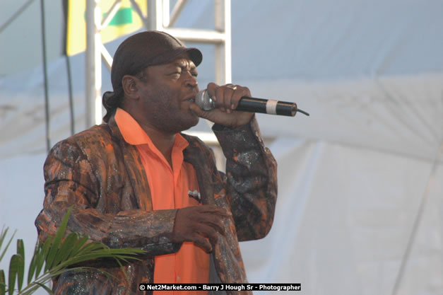 Sugar Minott at Tru-Juice Rebel Salute 2008 - The 15th staging of Tru-Juice Rebel Salute, Saturday, January 12, 2008, Port Kaiser Sports Club, St. Elizabeth, Jamaica W.I. - Photographs by Net2Market.com - Barry J. Hough Sr, Photographer - Negril Travel Guide, Negril Jamaica WI - http://www.negriltravelguide.com - info@negriltravelguide.com...!