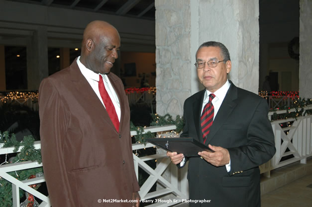 Red Cap Porters Awards - Minister of Tourism, Hon. Edmund Bartlett - Director of Tourism, Basil Smith - Friday, December 14, 2007 - Holiday Inn Sunspree, Montego Bay, Jamaica W.I. - Photographs by Net2Market.com - Barry J. Hough Sr, Photographer - Negril Travel Guide, Negril Jamaica WI - http://www.negriltravelguide.com - info@negriltravelguide.com...!