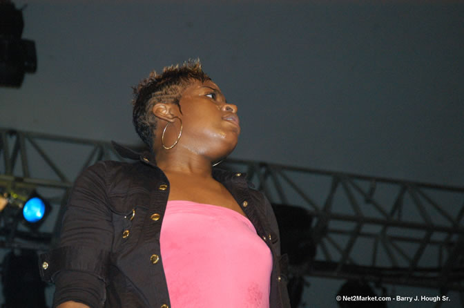 Fantasia - Red Stripe Reggae Sumfest 2005 - International Night #2 - July 23th, 2005 - Negril Travel Guide, Negril Jamaica WI - http://www.negriltravelguide.com - info@negriltravelguide.com...!