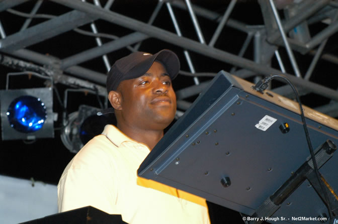 Charlie Chaplin - Red Stripe Reggae Sumfest 2005 - Rockers Night - July 20th, 2005 - Negril Travel Guide, Negril Jamaica WI - http://www.negriltravelguide.com - info@negriltravelguide.com...!