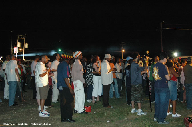 Other Photos - Red Stripe Reggae Sumfest 2005 - Rockers Night - July 20th, 2005 - Negril Travel Guide, Negril Jamaica WI - http://www.negriltravelguide.com - info@negriltravelguide.com...!