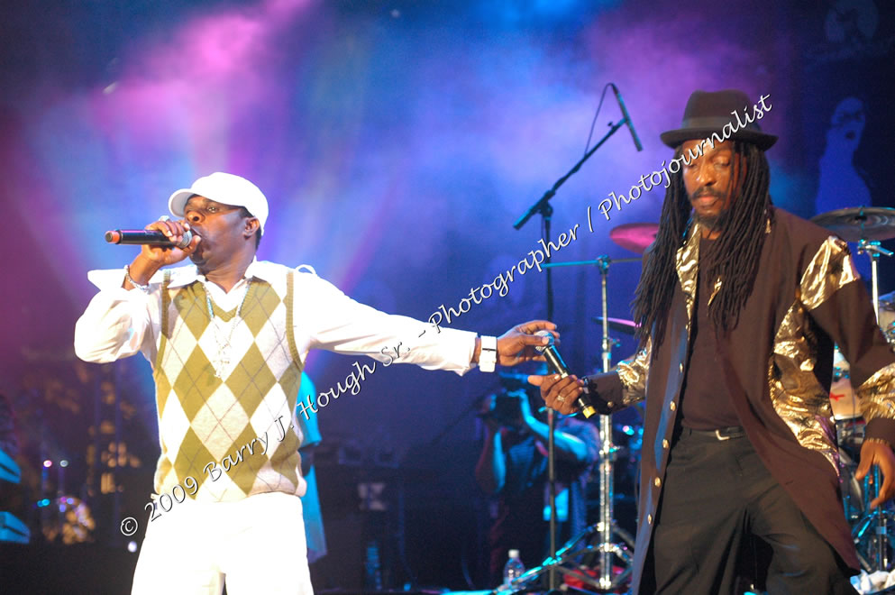 Mackie Conscious  @ Reggae Sumfest 2009 - International Night 2 - Reggae Sumfest 2009,Catherine Hall, Montego Bay, St. James, Jamaica W.I. - Saturday, July 25, 2009 - Reggae Sumfest 2009, July 19 - 25, 2009 - Photographs by Net2Market.com - Barry J. Hough Sr. Photojournalist/Photograper - Photographs taken with a Nikon D70, D100, or D300 - Negril Travel Guide, Negril Jamaica WI - http://www.negriltravelguide.com - info@negriltravelguide.com...!