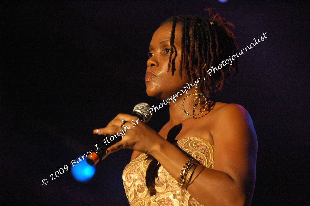 Sophia Squire  @ Reggae Sumfest 2009 - International Night 2 - Reggae Sumfest 2009,Catherine Hall, Montego Bay, St. James, Jamaica W.I. - Saturday, July 25, 2009 - Reggae Sumfest 2009, July 19 - 25, 2009 - Photographs by Net2Market.com - Barry J. Hough Sr. Photojournalist/Photograper - Photographs taken with a Nikon D70, D100, or D300 - Negril Travel Guide, Negril Jamaica WI - http://www.negriltravelguide.com - info@negriltravelguide.com...!