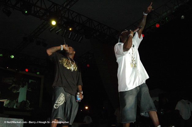 50 Cent & G-Unit - Ignition - The Internation Fire Blazes - Friday, July 21, 2006 - Montego Bay, Jamaica - Negril Travel Guide, Negril Jamaica WI - http://www.negriltravelguide.com - info@negriltravelguide.com...!